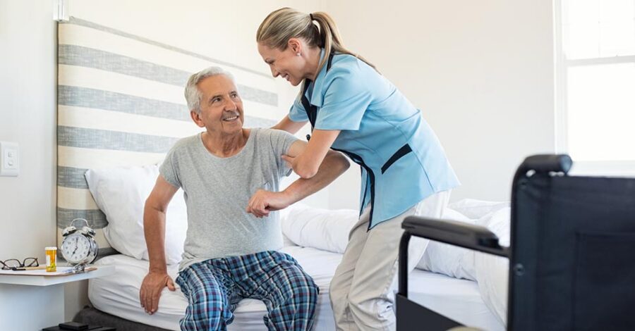 Curso Online Grátis de Cuidador de Idosos — Qualifique-se Agora